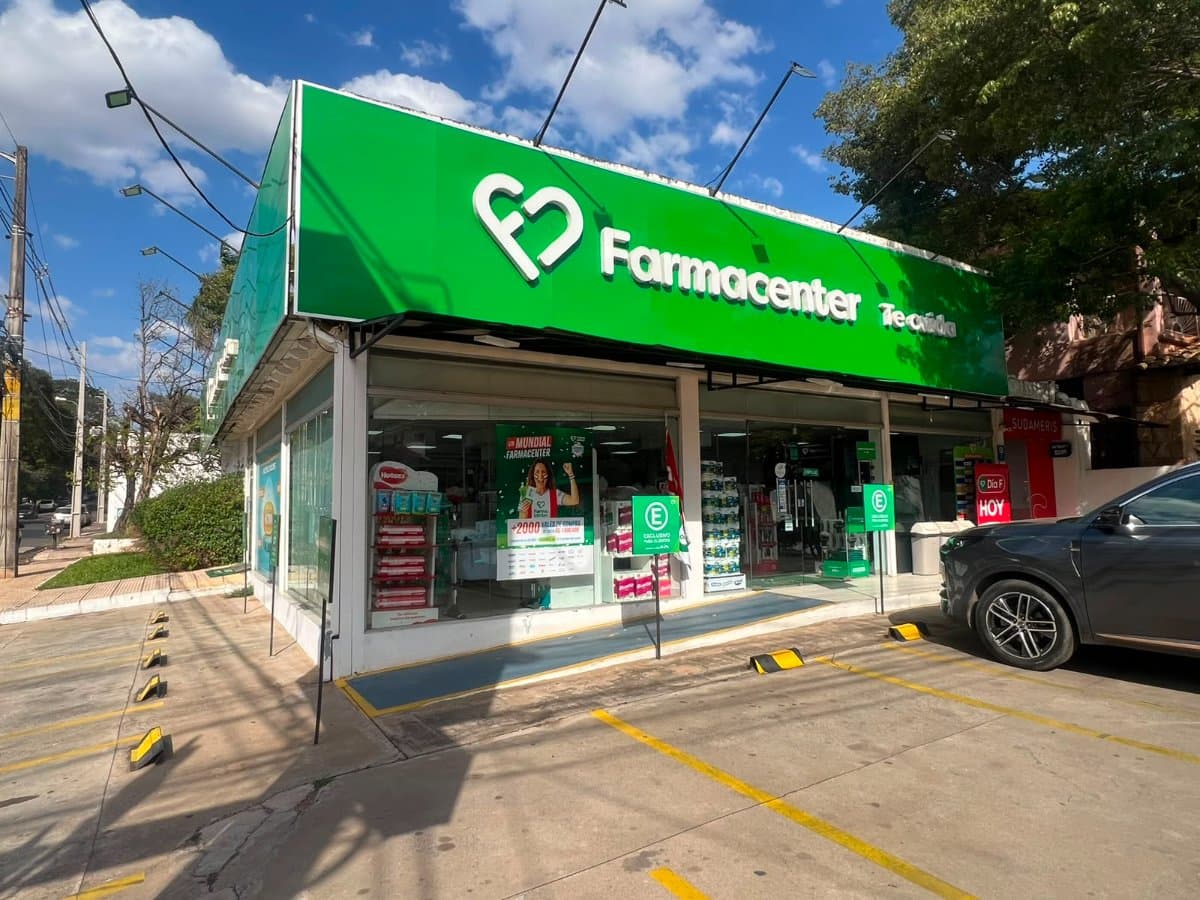 Salón comercial en barrio Recoleta, foto 1