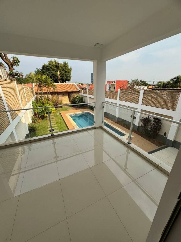 Hermosa residencia con piscina en bo Jara. 600m2, foto 1