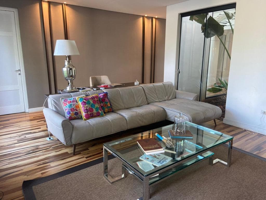 En alquiler | residencia moderna | Mariano Roque Alonso, foto 4