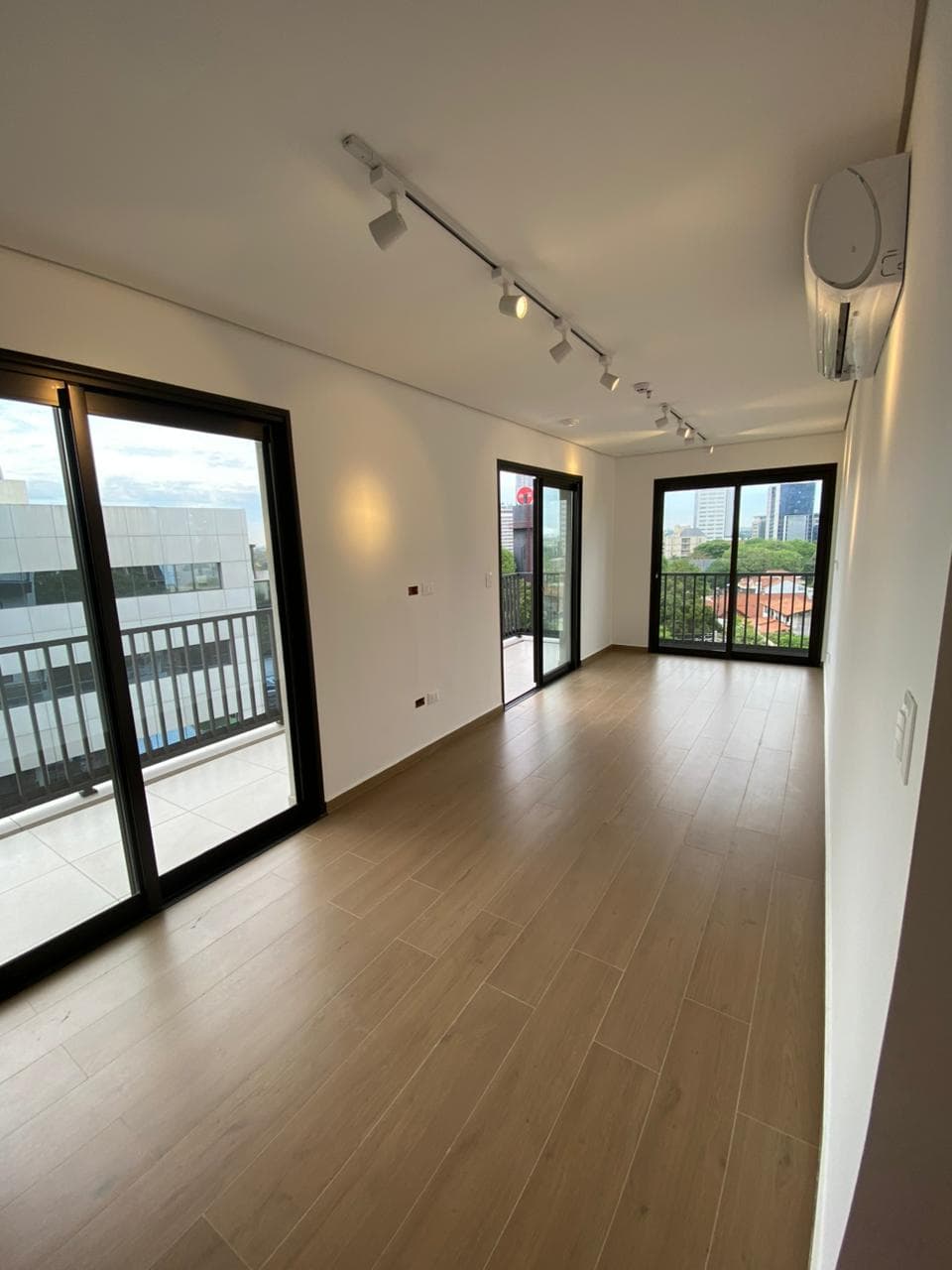 Departamento en Alquiler – Zona Shopping del Sol, foto 1