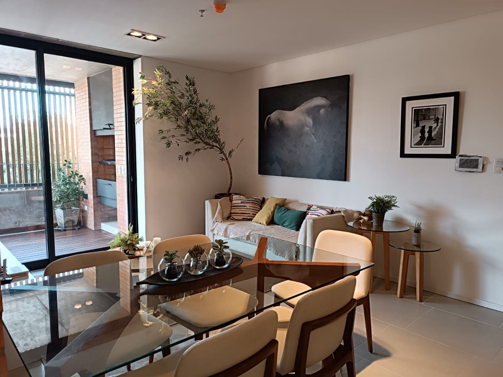 En Venta Departamento de 3 Dormitorios, Edificio Bernardino, foto 5
