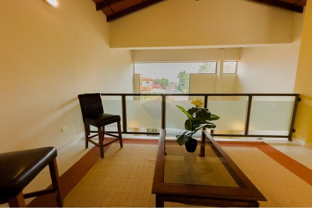 Casa en villa adela Luque