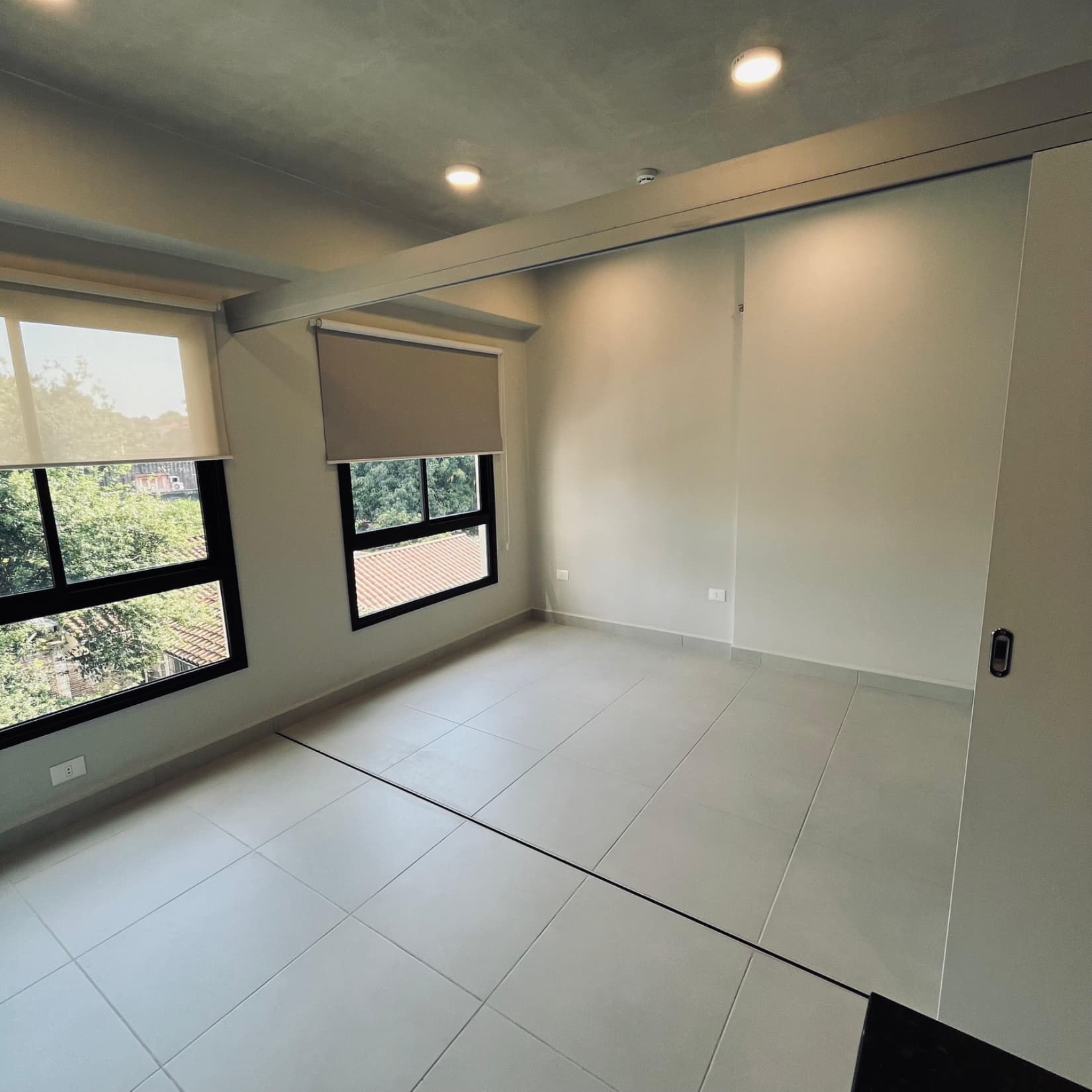 hermoso monoambiente en barrio Jara, foto 1
