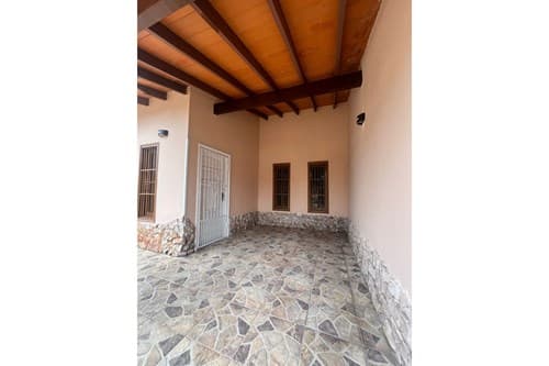 Casa-Alquiler-Rio Blanco casi Rio Bermejo, Valle Apu'a II, Lambaré, foto 3
