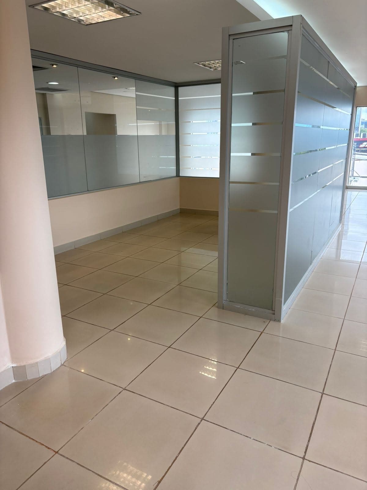 Oficina En Centro Financiero De Villa Morra — foto 4