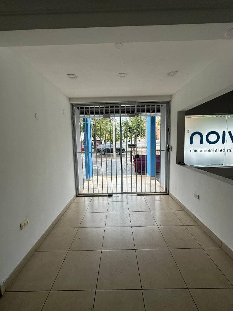 gran propiedad para uso comercial - ID 43271, foto 5