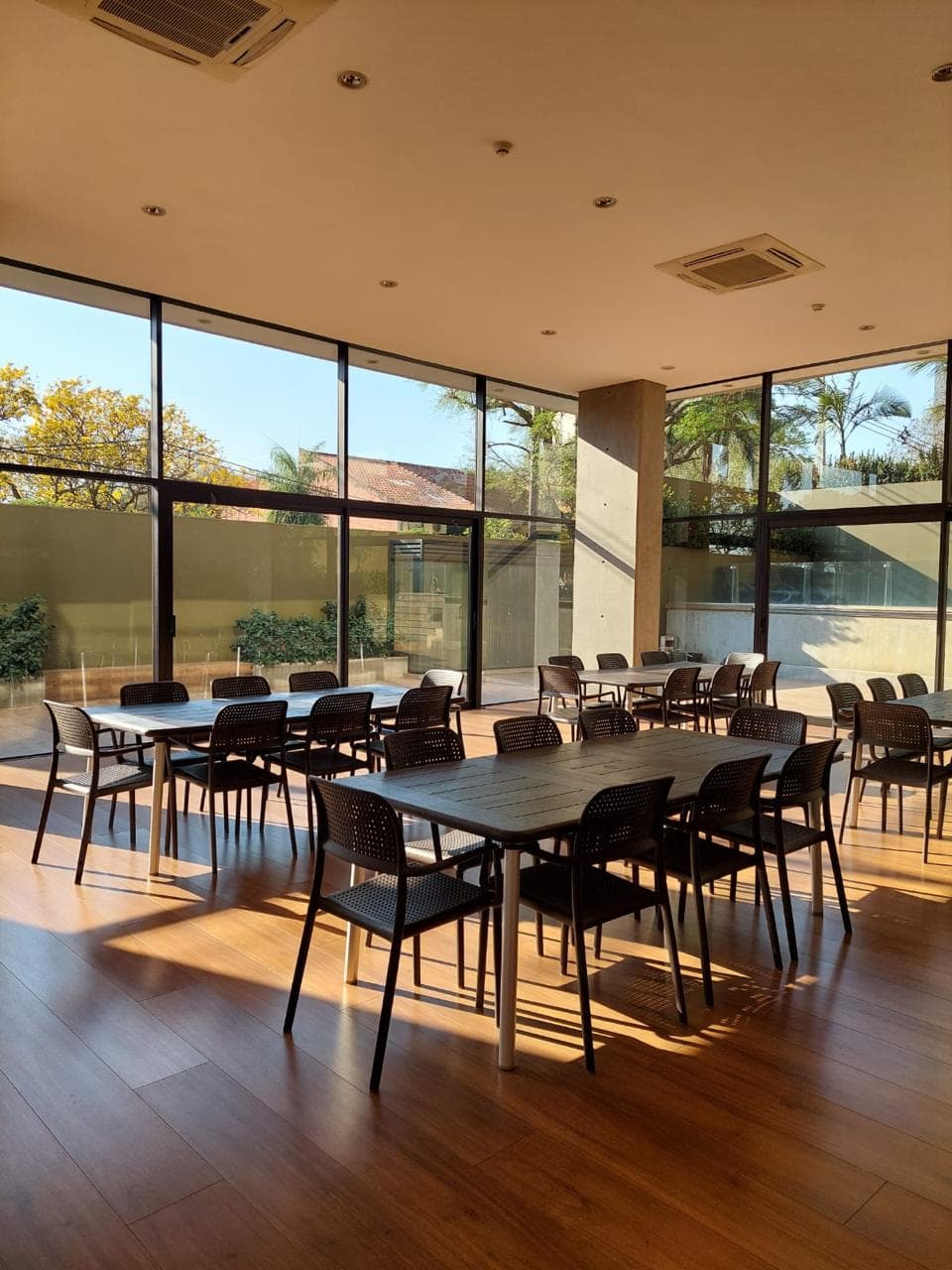 Amplio Departamento en Exclusivo Barrio Mburucuyá — foto 4