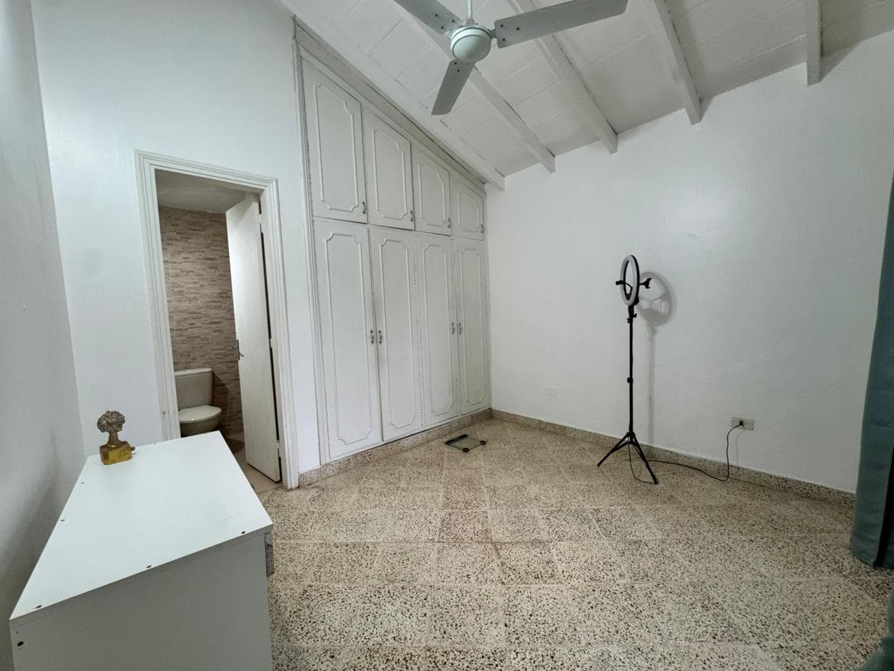 Casa De 4/5 Dorm. En Itá Enramada - A 1 Cuadra De La Av. Costanera Sur — foto 5