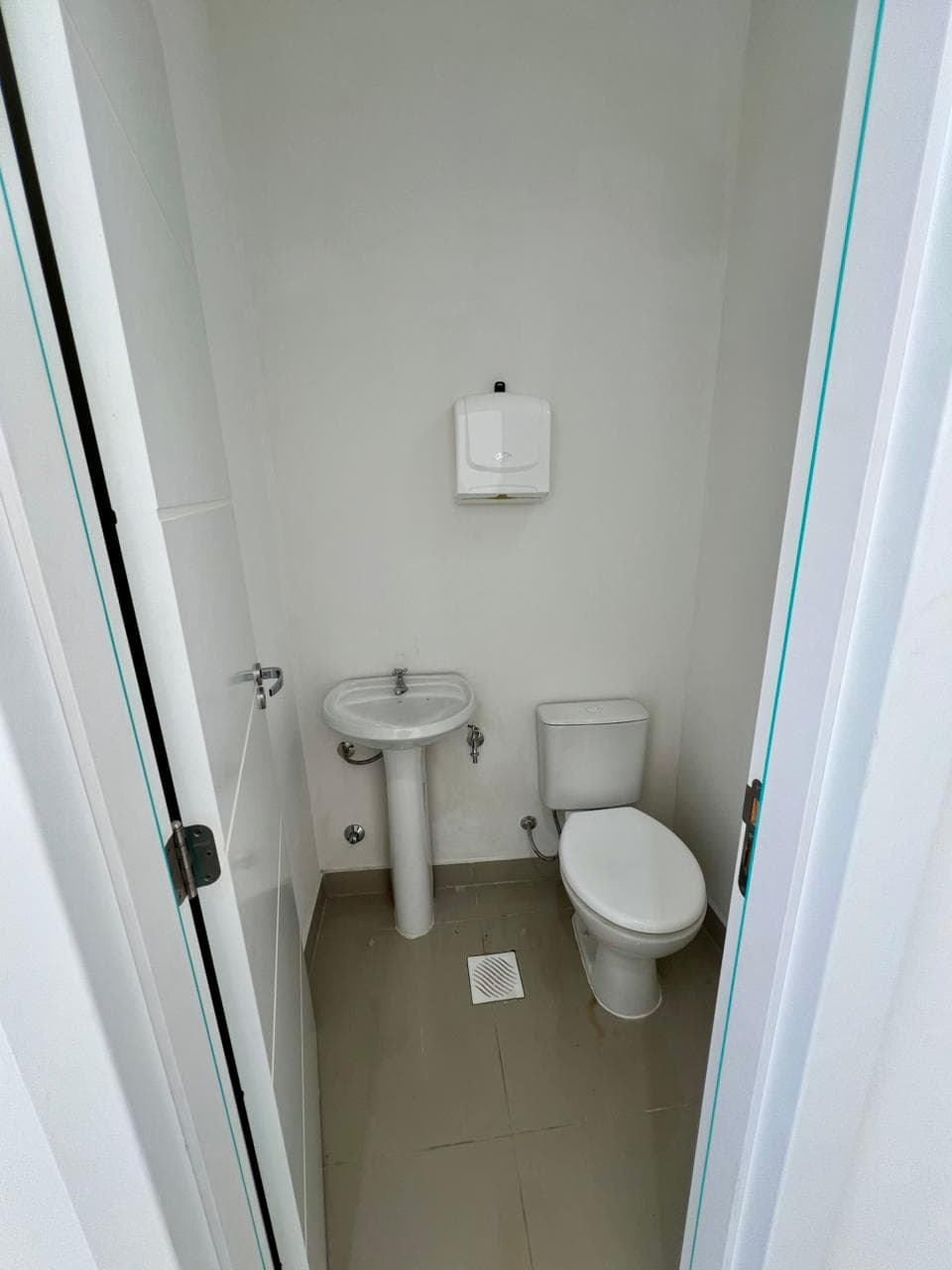 Hermoso local comercial en Fernando de la Mora!!!, foto 3