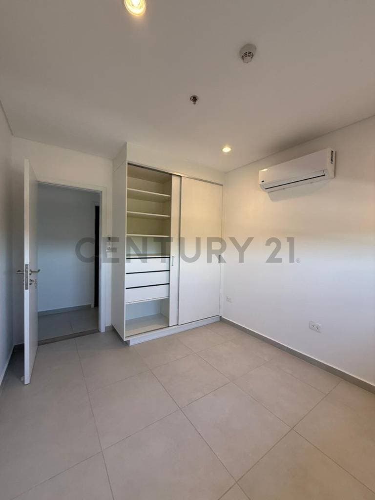 Departamento de 2 habitaciones en fortaleza molas lopez con 1 cochera, foto 2