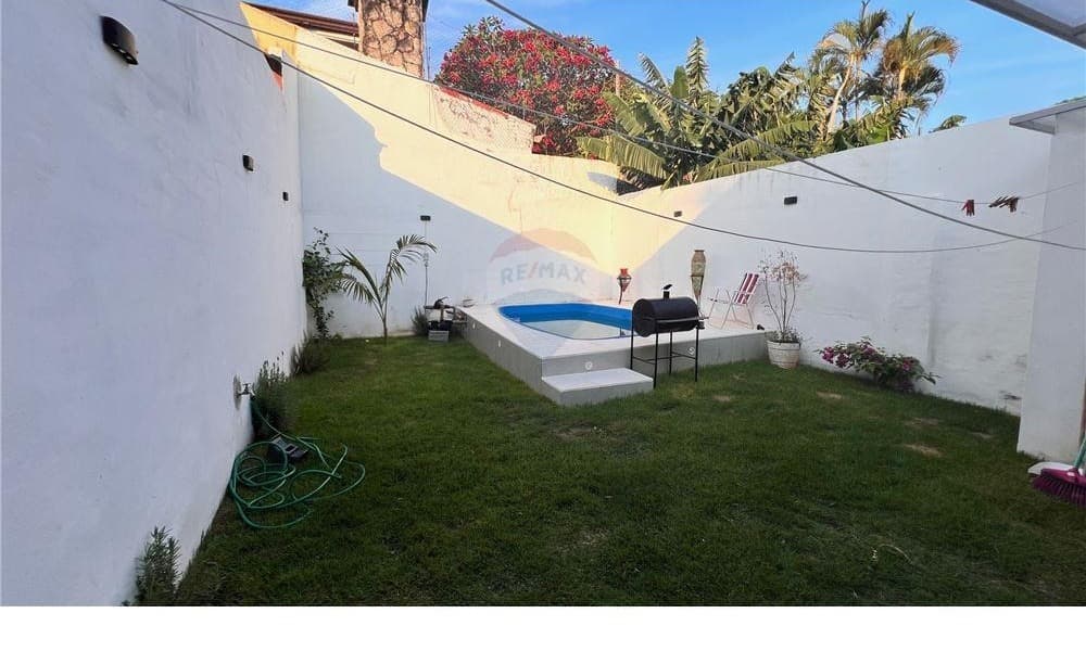 ¡Oportunidad Única en Barrio Mburucuya! Dúplex en Venta, foto 5