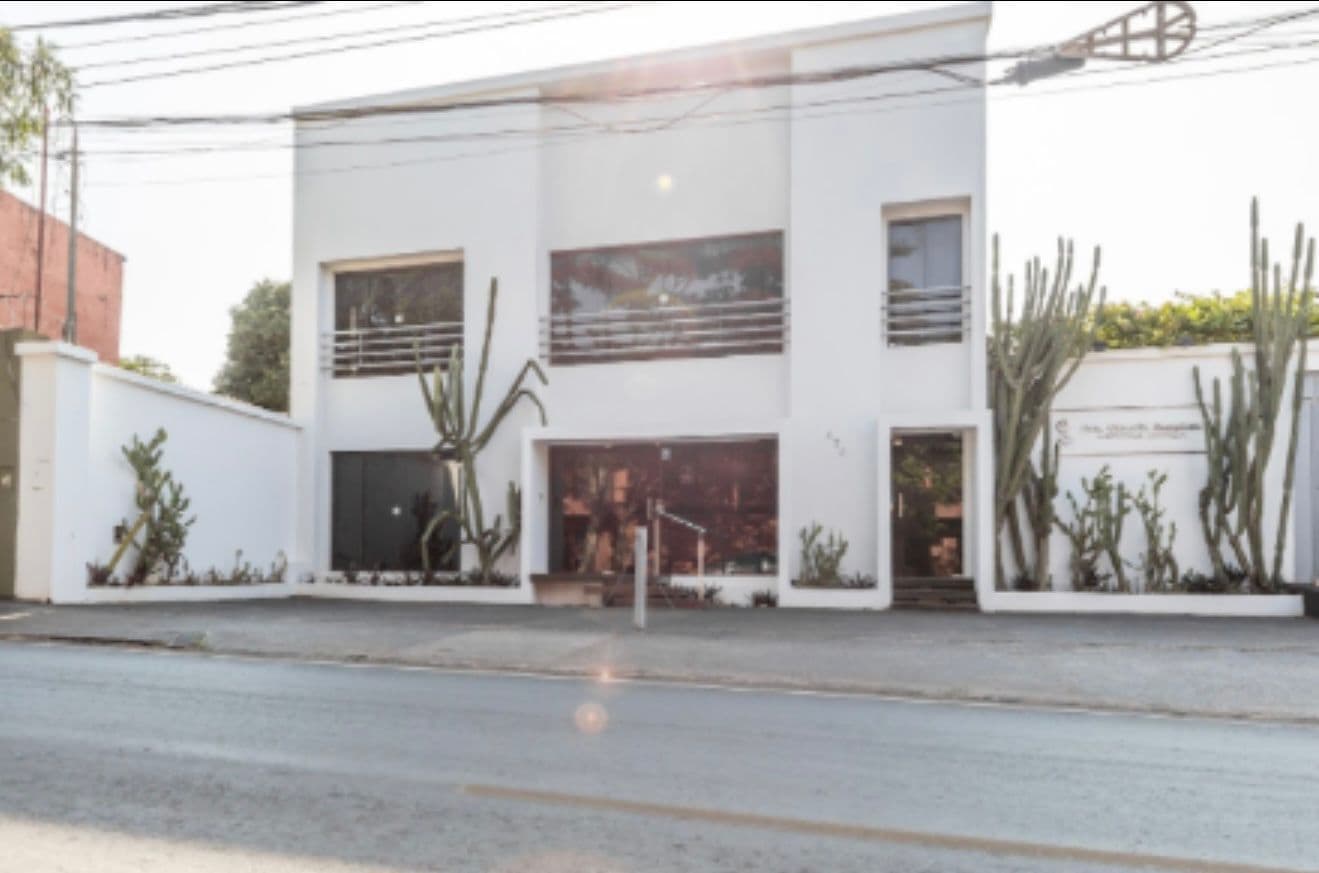 *alquilo casa independiente y consultorios en el barrio mcal. Estigarribia*, foto 3