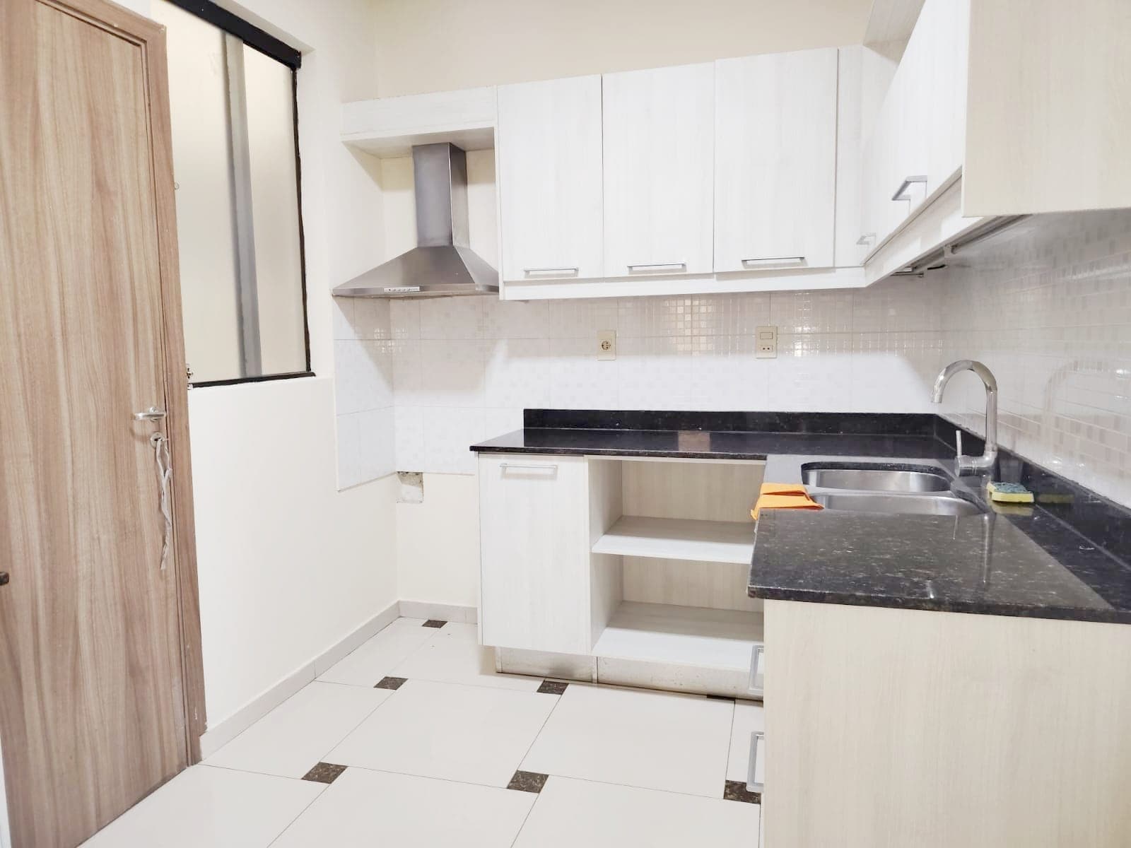 En Alquiler – Departamento En Edificio Ragusa, foto 5