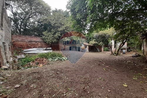 Terreno bo. Dr. Francia
