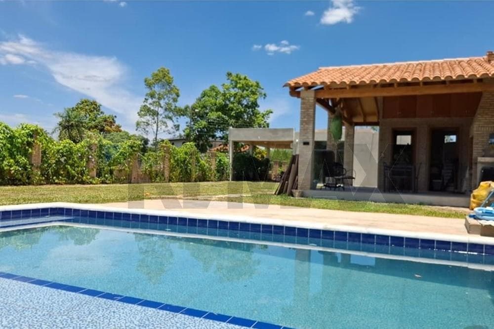 Casa en alquiler en barrio cerrado costa lago – areguá, foto 1