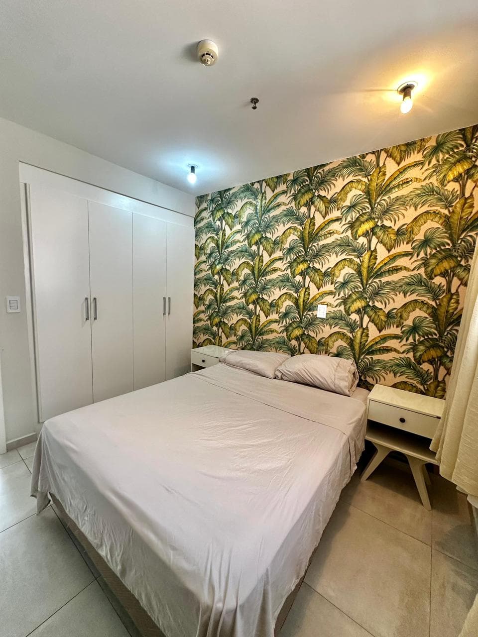 EN ALQUILER – Departamento Amoblado en Los Laureles, foto 5