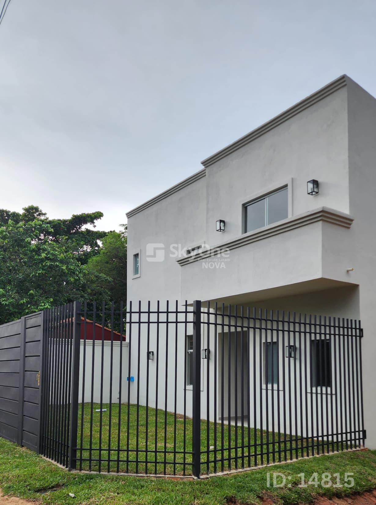Duplex a estrenar en Lambaré - Zona Yacht