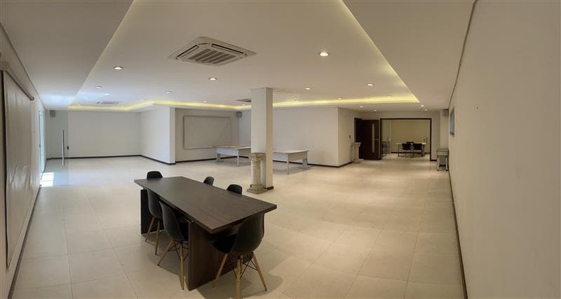 de Oficinas con salón comercial - Central, Paraguay, foto 2