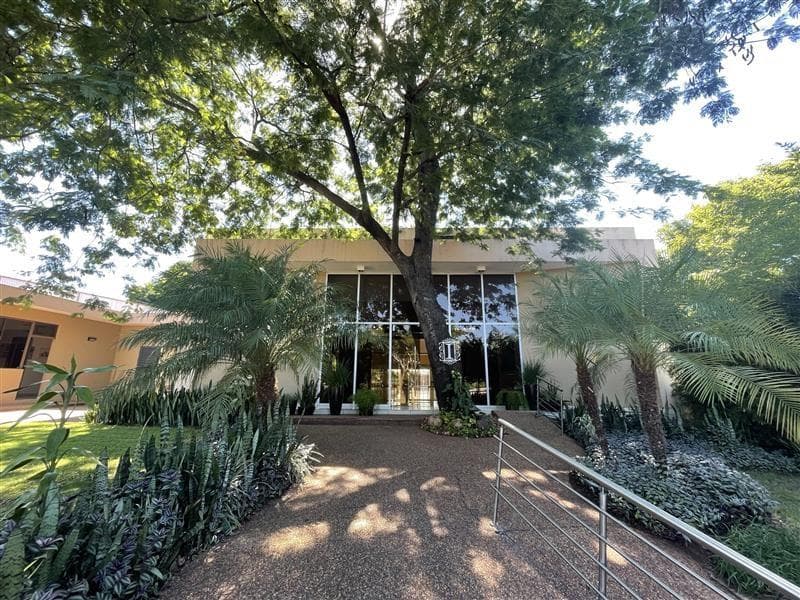 de Oficinas con salón comercial - Central, Paraguay, foto 3