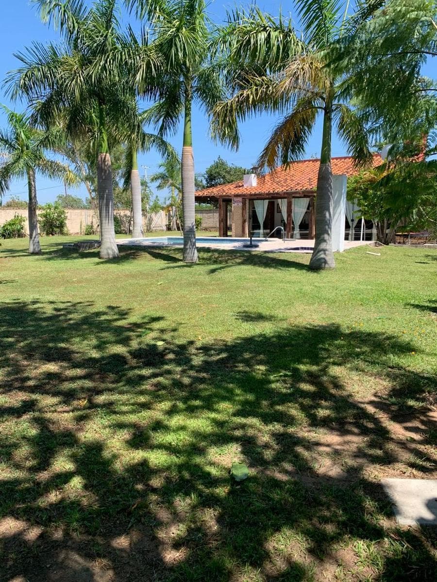 Casa a la venta de 4 dormitorios en Barrio Cerrado en San Bernardino Puerta del Lago