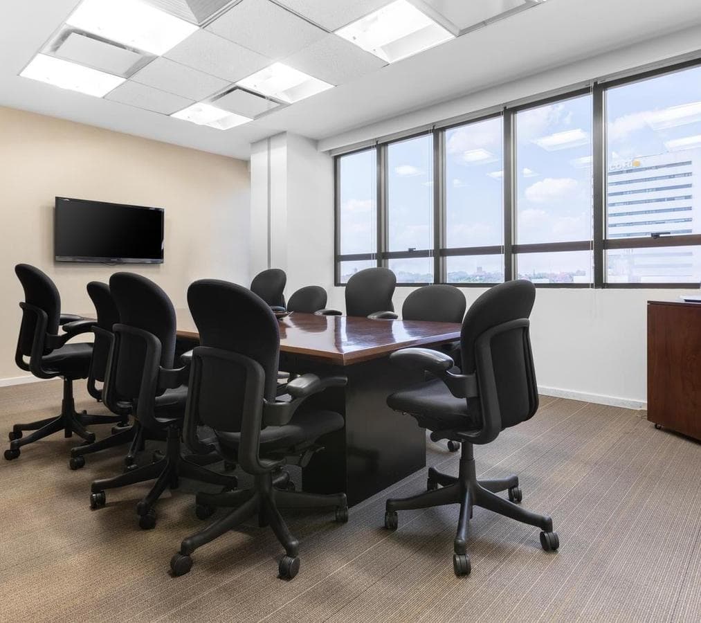 Renta de oficinas comerciales amobladas para 10 personas en ASUNCION, Citicenter, foto 1