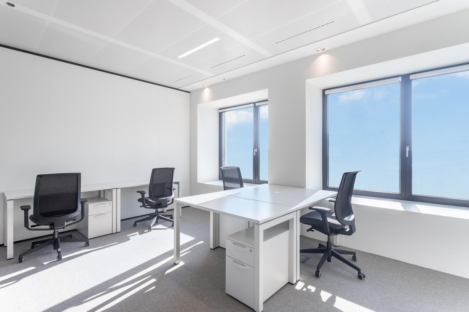 de oficinas bellamente diseñadas para 4 personas en Asuncion, Perseverancia, foto 5