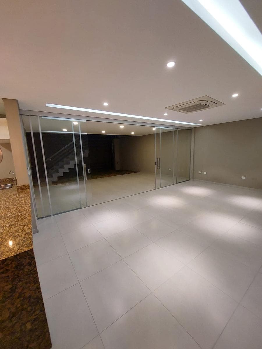 dúplex moderno en Fernando de la Mora, zona Norte, foto 3