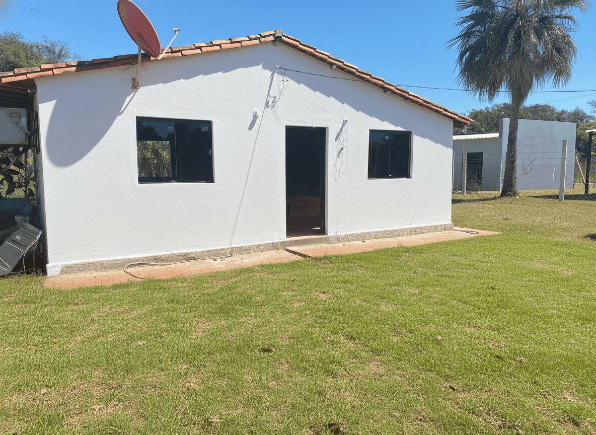Casa espaciosa en terreno de 360 m2, a pasos de la Avda Costa Azul de Limpio, lista para mudarse. Disfrute de sala-comedor, cocina, dos dormitorios, baño completo y lavadero techado. ¡Precio inmejorable de 34,000 USD!, foto 3