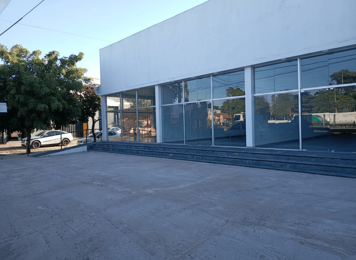 Salon comercial - excelente ubicacion - madame lynch