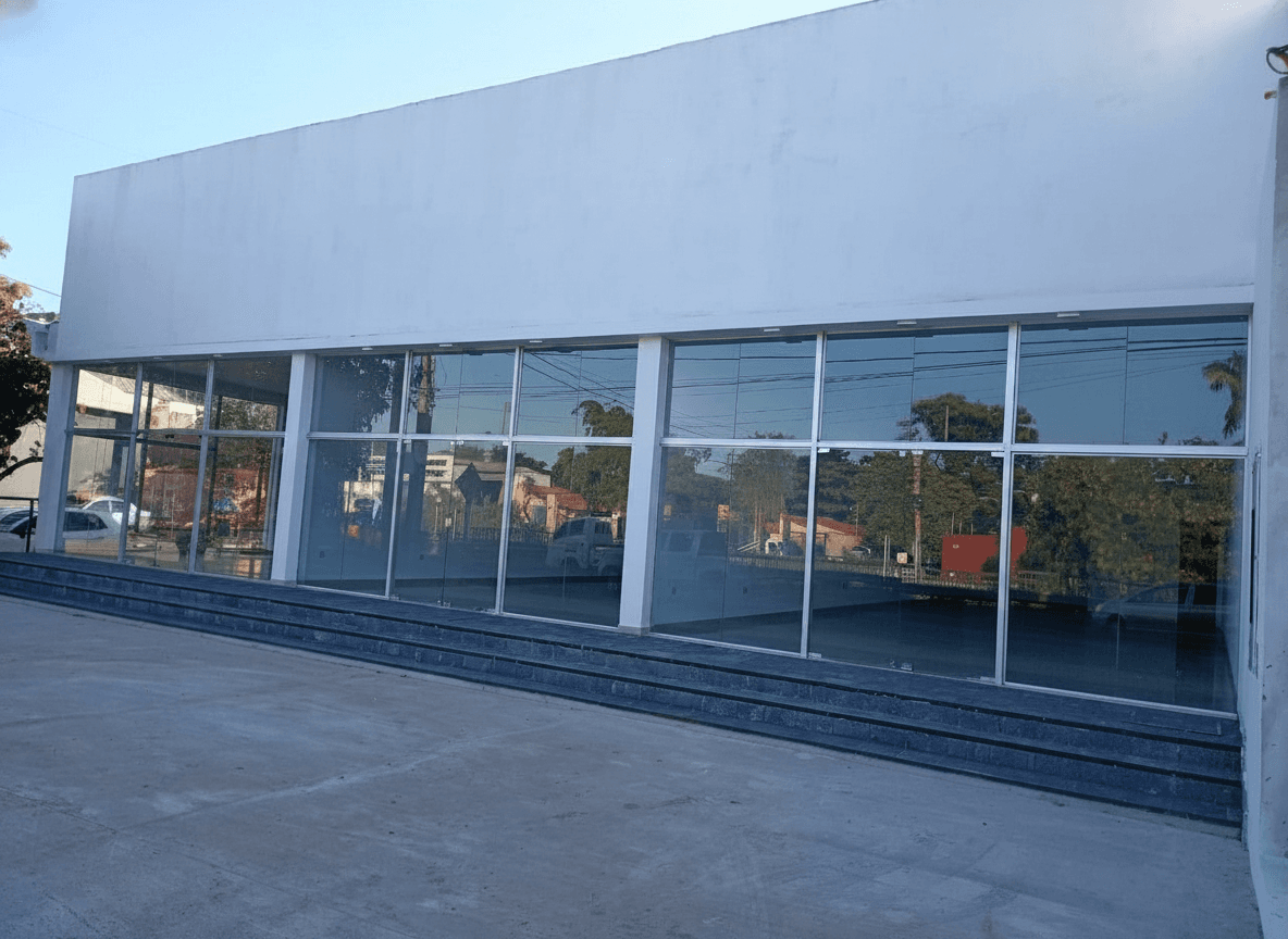 Salon comercial - excelente ubicacion - madame lynch — foto 2