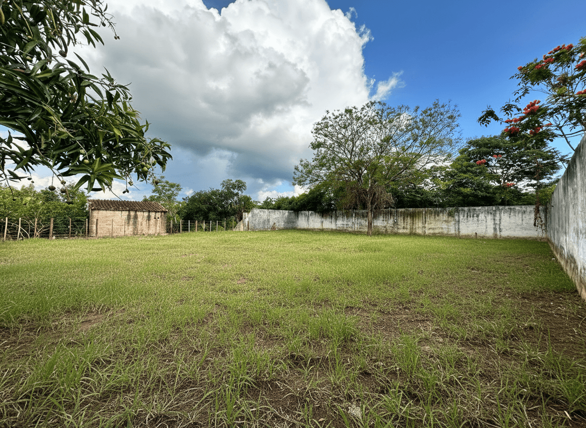 Hermoso terreno amurallado en Tobati — foto 4