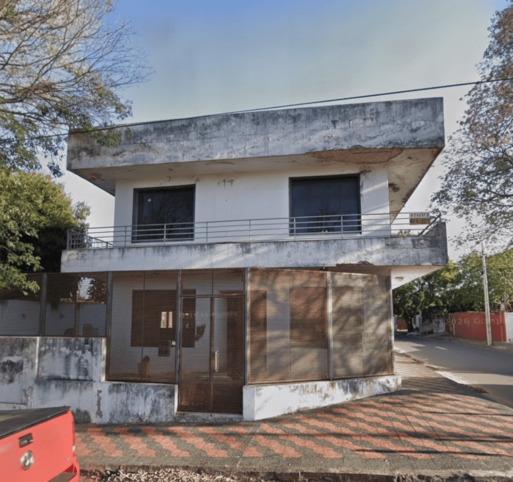 Exclusiva Esquina de Lujo en Asunción: Impresionante Inmueble de 2 Plantas en Avda. Brasil y Paso Pucú. ¡Oportunidad Única por 110.000 USD!, foto 4