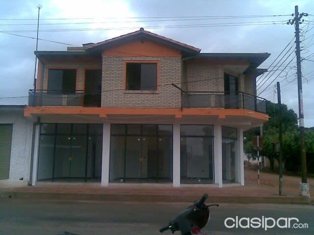Salon Comercial en zonas concurrentes, foto 1