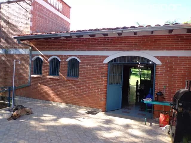 casa quinta en Piribebuy - Sobre el arroyo — foto 3