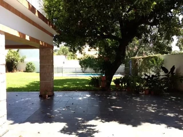 Residencia en Bº Herrera Sup. 1.000m2!!!, foto 3
