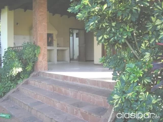 casa c/piscina zona colinas del Yacht Club Lambaré!!!, foto 5