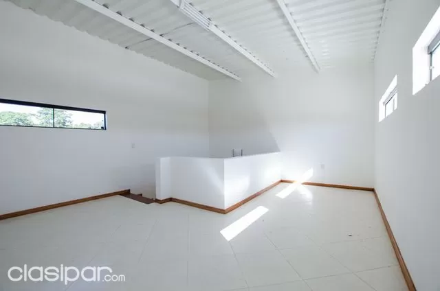 Triplex amplio zona Mburucuya!!!, foto 2