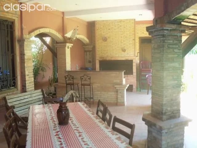 Elegante residencia zona mcal lopez y san martin — foto 4