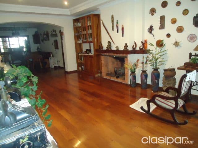 Residencia zona Villa Morra!!!