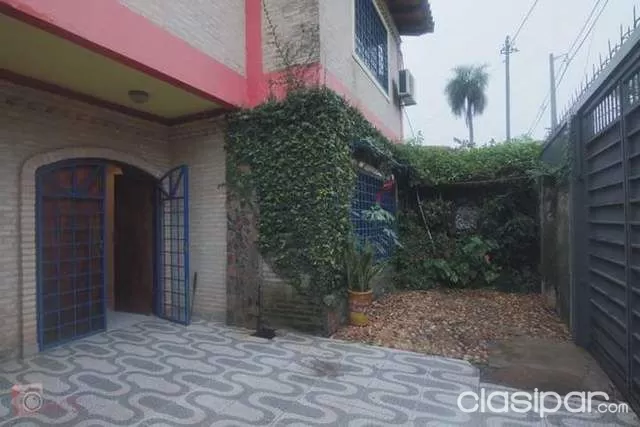 C049. Hermosa casa en Bª Kennedy. Lambare, foto 4