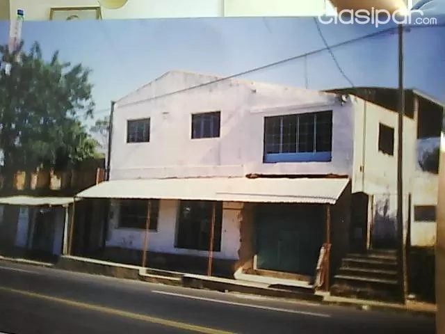 Invierta en paraguay!!! Gran oportunidad con facilidades de pago!!!tinglado y locales!!!, foto 3