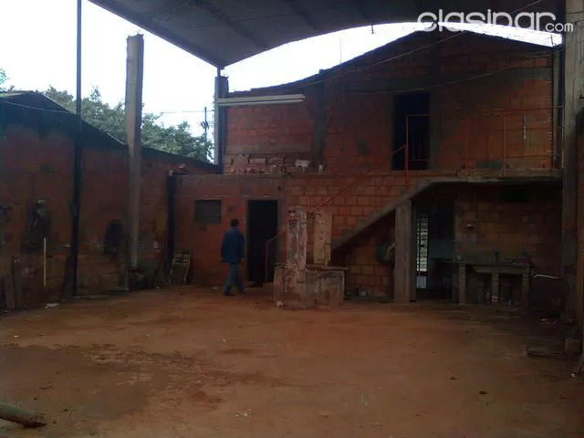 Invierta en paraguay!!! Gran oportunidad con facilidades de pago!!!tinglado y locales!!!, foto 4