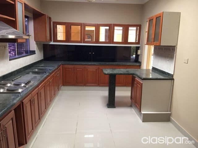 Hermosa Casa en Barrio Herrera..COD: CL 507 — foto 1