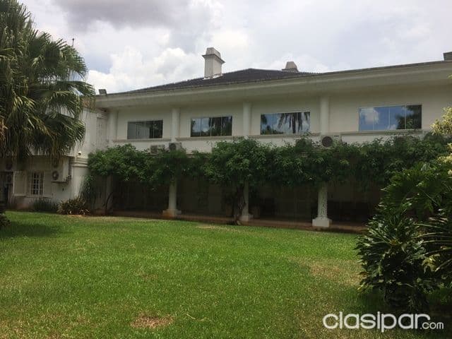 Hermosa residencia para vivienda o empresa en alquiler!!! — foto principal