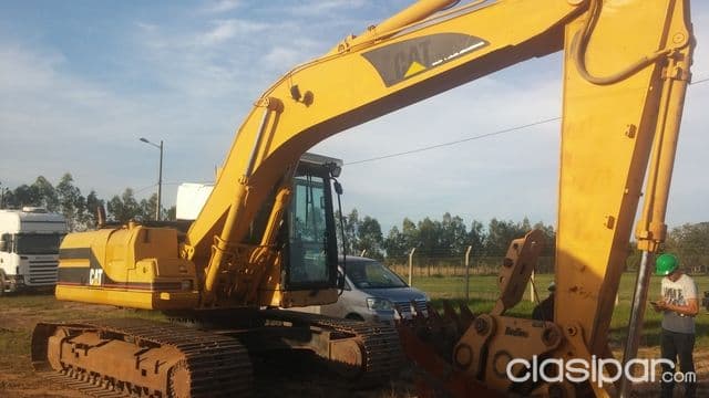 Excavadora a oruga 320, foto 3