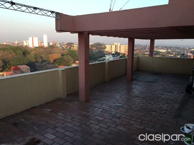 Penthouse en sajonia a 100mts del palacio de justic — foto 1
