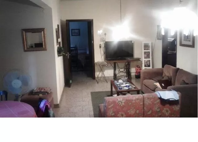 Propiedad en el barrio Los Laureles c/ 705 m2 de terreno, foto 2