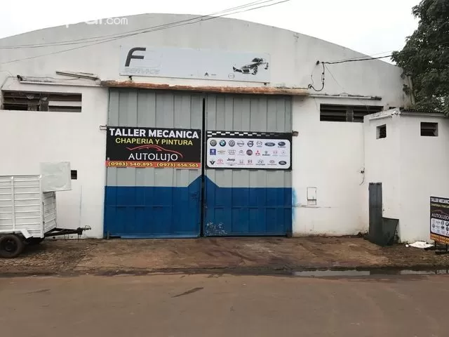 Deposito en centro de c.d.e, foto 2