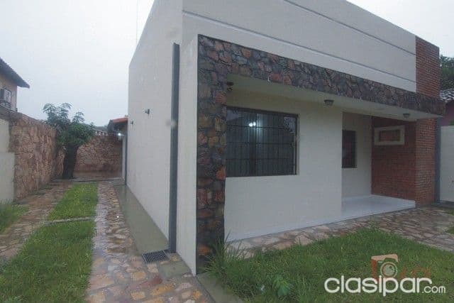 A estrenar, casa en Lambaré!!!
