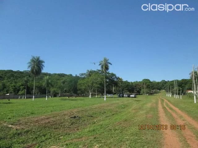 Terreno en Aregua Patiño pura naturaleza con vista al lago — foto 3